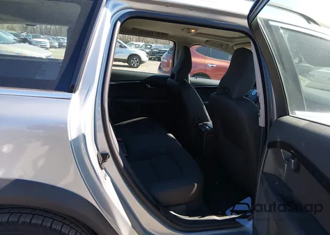 2011 Volvo Xc70 3.2 z USA, uszkodzony, nr VIN YV4952BL3B1113737